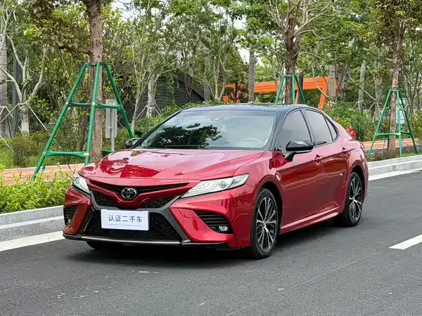 Toyota Camry 2018
