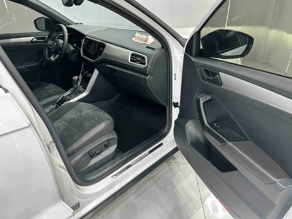 Volkswagen T-Roc 2022 — фото 19