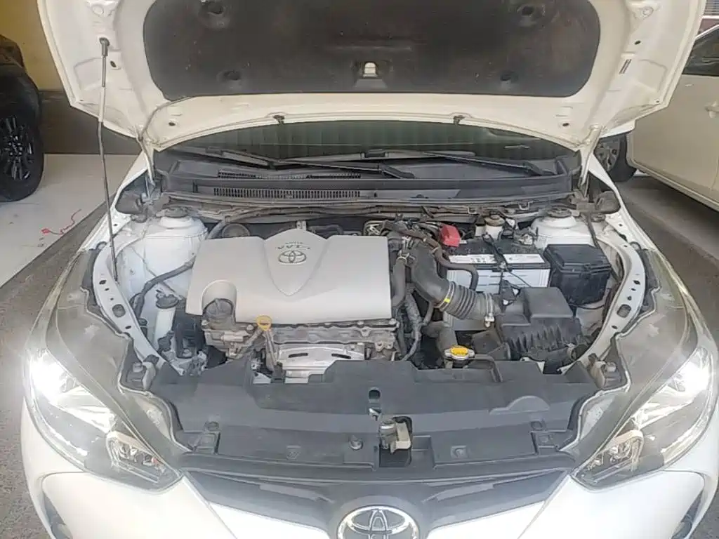 Toyota Yaris L 2018 — фото 20