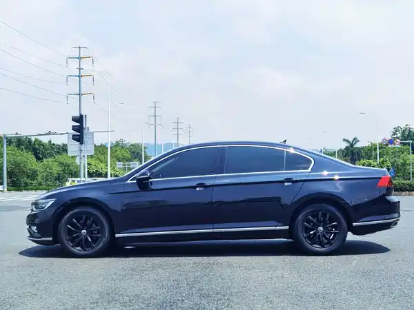 Volkswagen Magotan 2022
