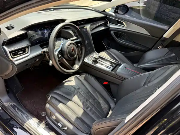 Hongqi H5 2024