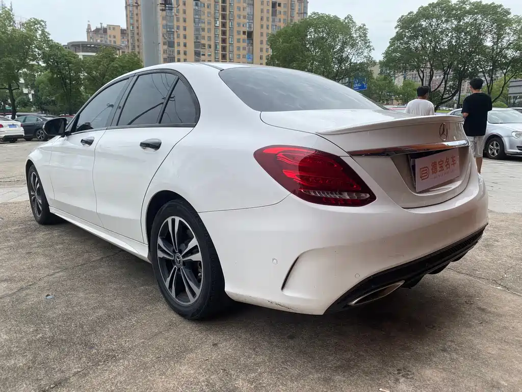 Mercedes-Benz C-Class 2018 — фото 11