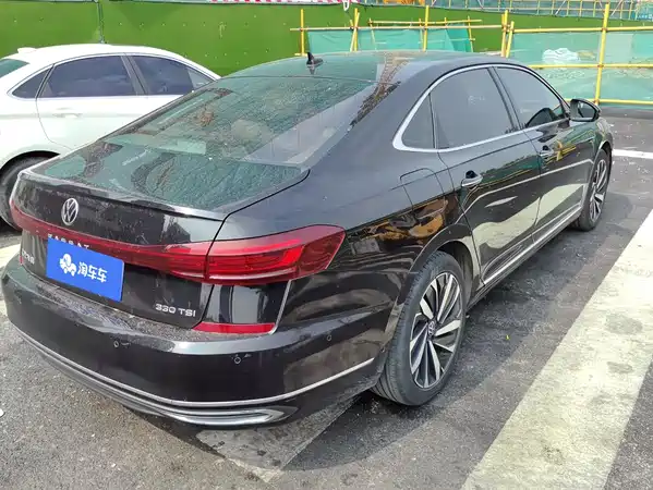 Volkswagen Passat 2021