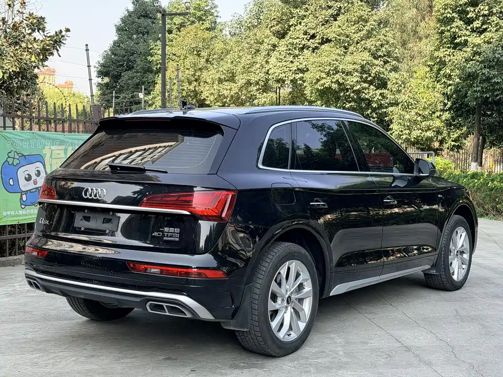 Audi Q5L 2022 — фото 7
