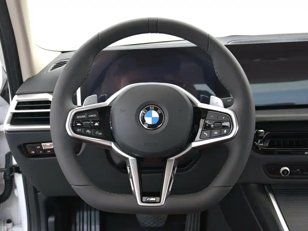 BMW 3 Series 2026 — фото 14