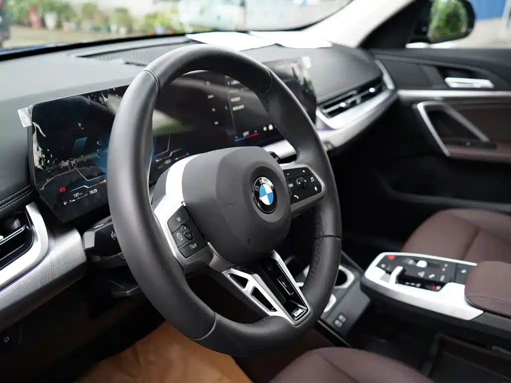 BMW X1 2025 — фото 17