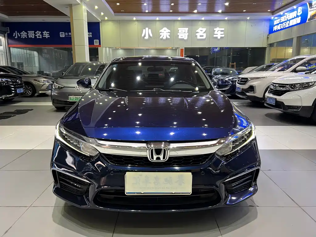 Honda Inspire 2020 — фото 1