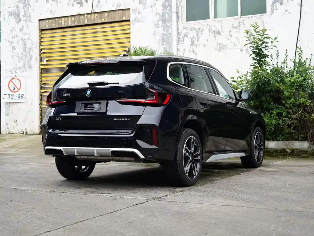 BMW X1 2025 — фото 11