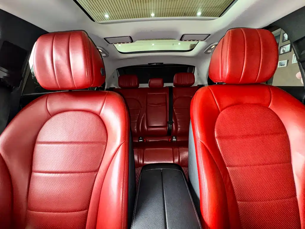 Mercedes-Benz C-Class 2015 — фото 26