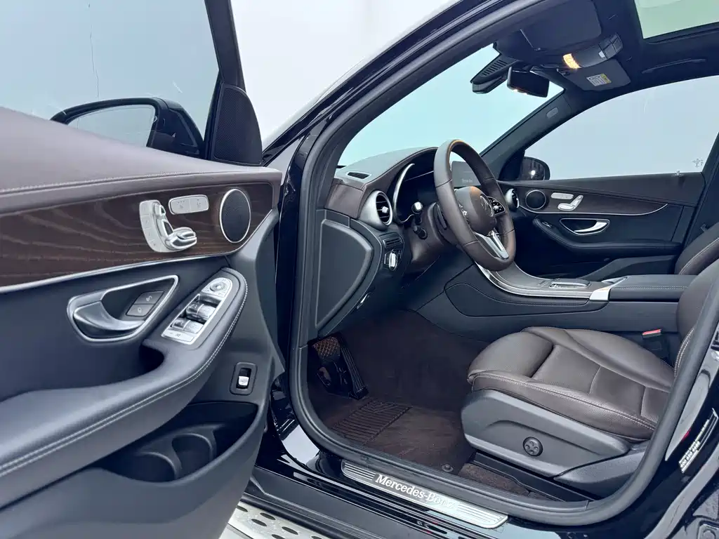 Mercedes-Benz GLC 2021 — фото 4