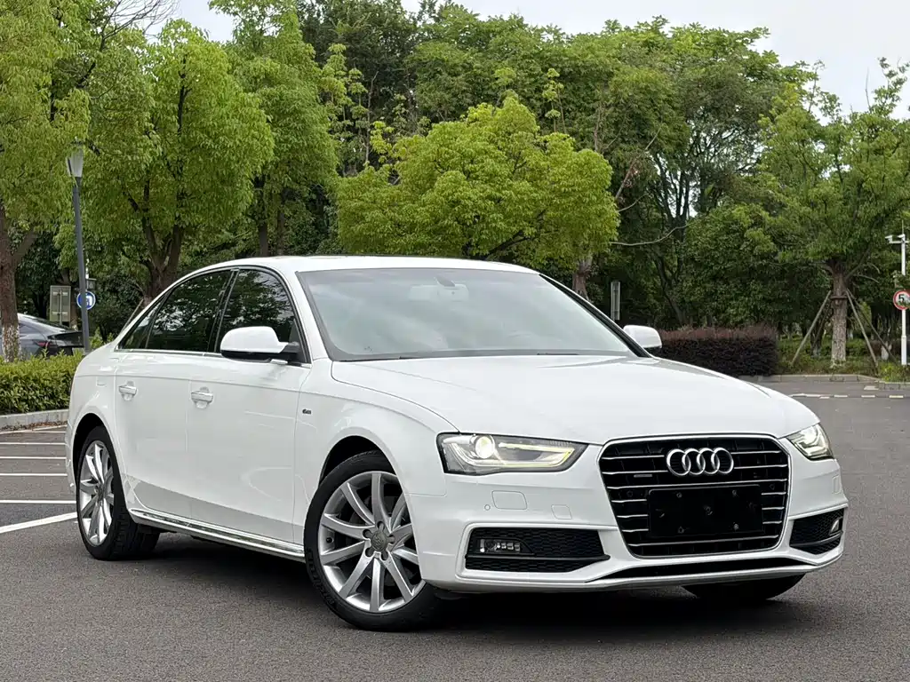 Audi A4L 2016