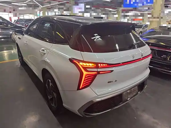 Hongqi HS3 2023