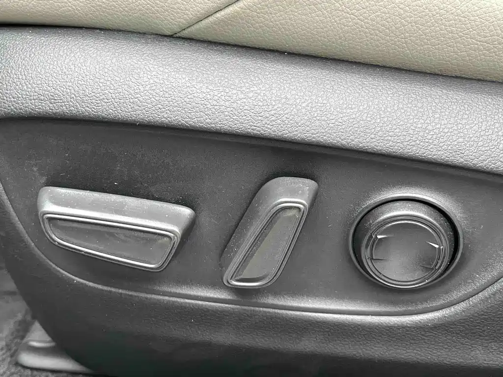 Toyota Wildlander 2020 — фото 19