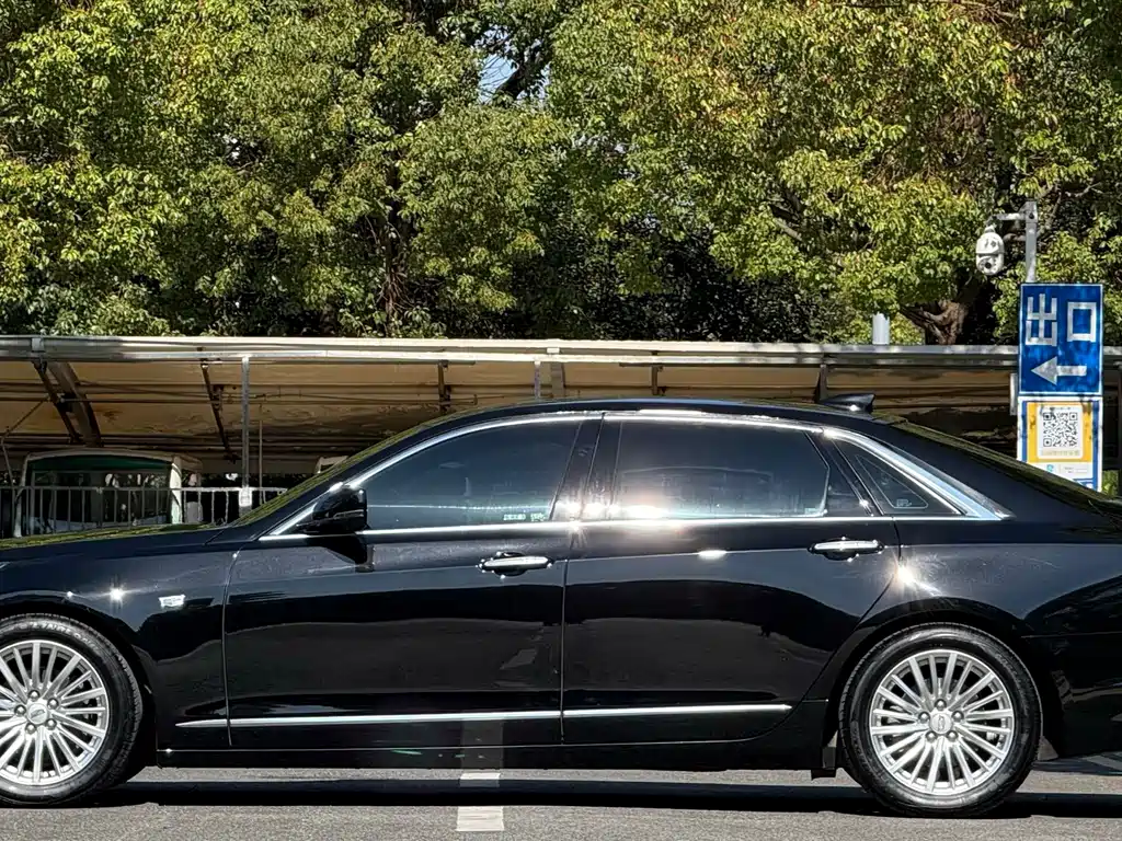 Cadillac CT6 2022 — фото 3