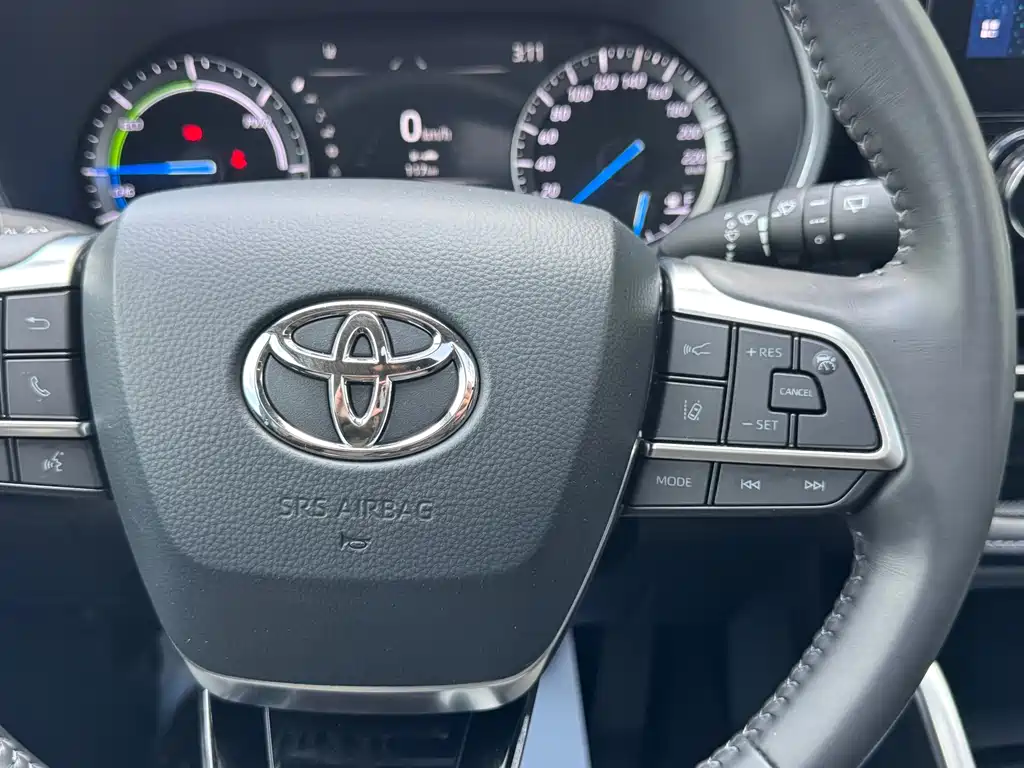 Toyota Highlander 2021 — фото 14
