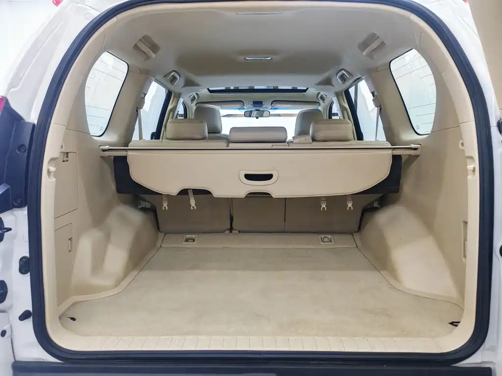 Toyota Prado 2017 — фото 15