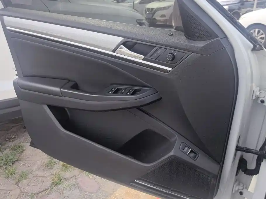 Volkswagen Bora 2016