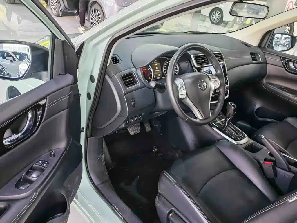 Nissan Tiida 2024