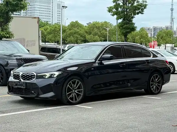 BMW 3 Series 2023