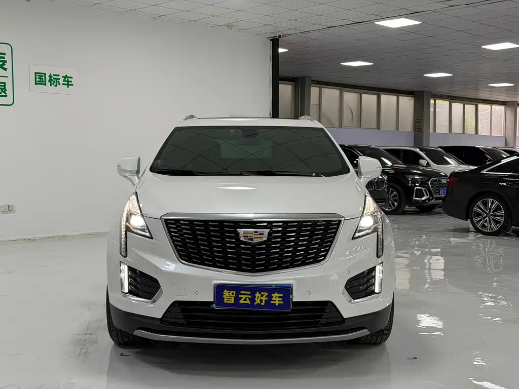 Cadillac XT5 2024 — фото 2