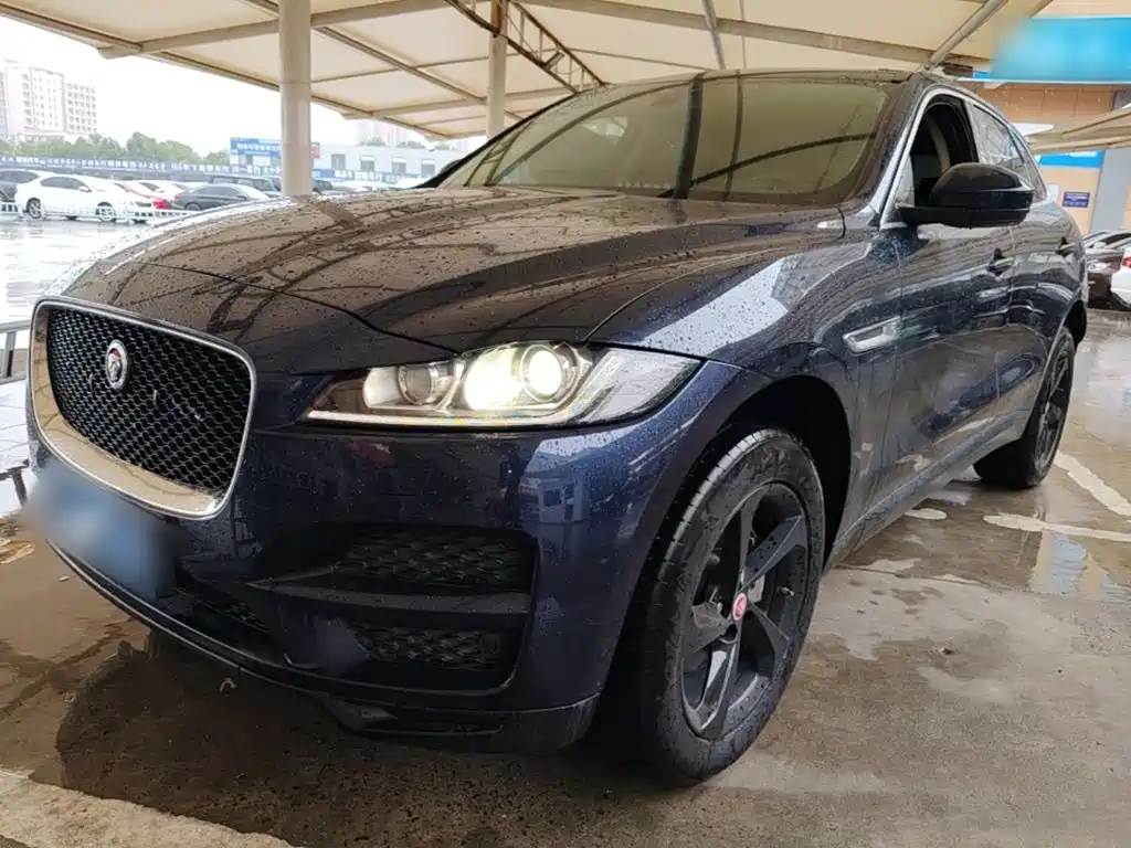 Jaguar F-PACE 2019