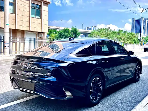 Hongqi H6 2026