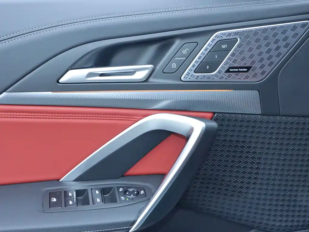BMW X1 M35Li 2025 — фото 12