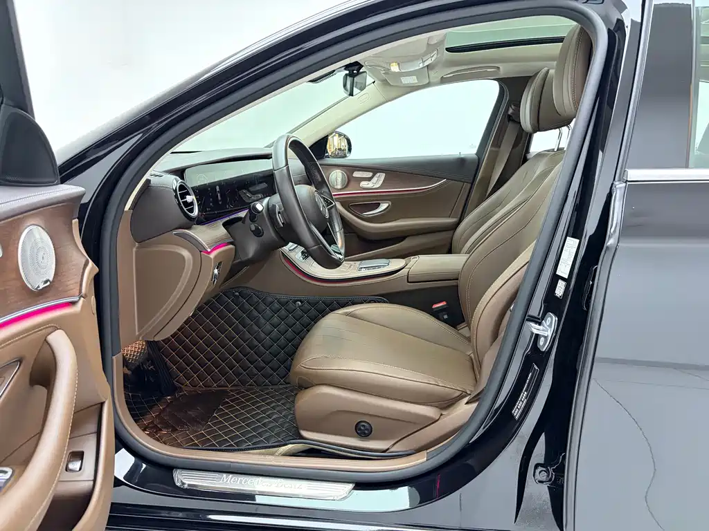 Mercedes-Benz E-Class 2023