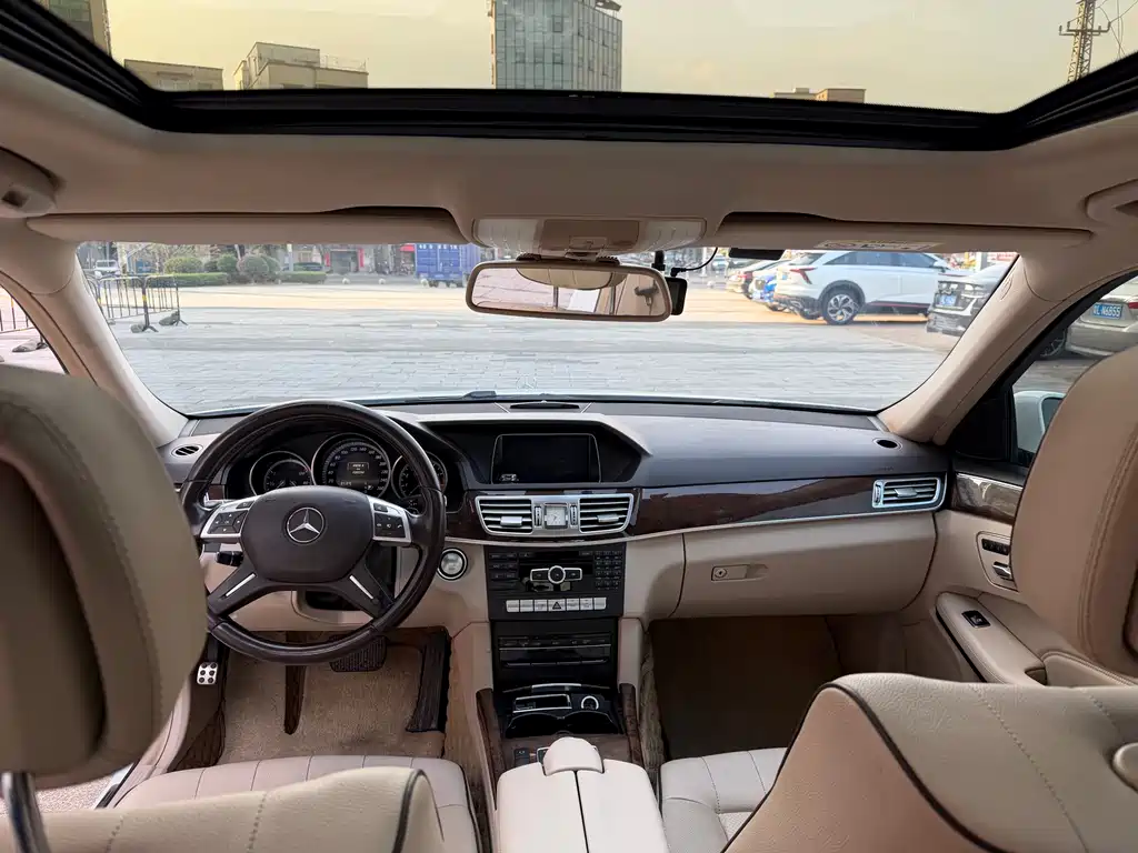 Mercedes-Benz E-Class 2015 — фото 9
