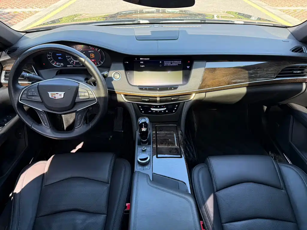 Cadillac CT6 2022 — фото 12