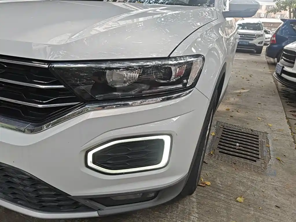 Volkswagen T-Roc 2021 — фото 24