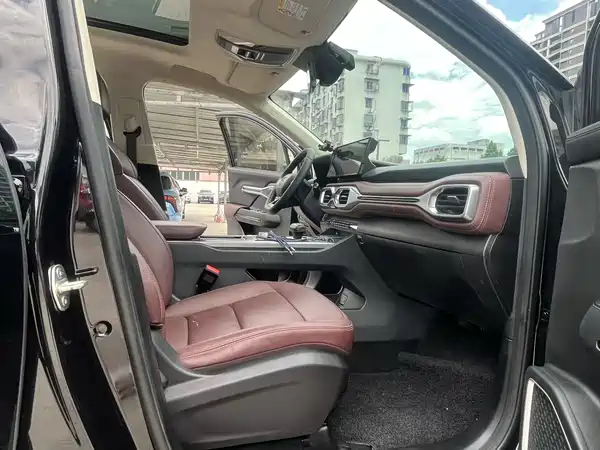 Geely Haoyue 2022