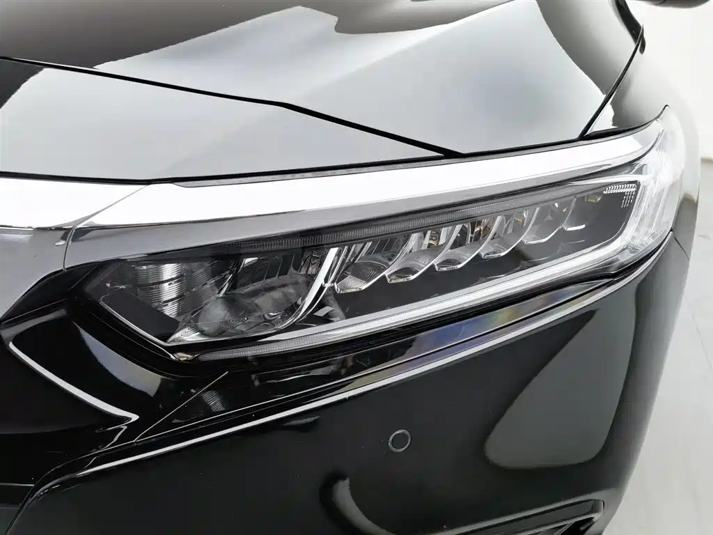 Honda Accord 2021 — фото 7