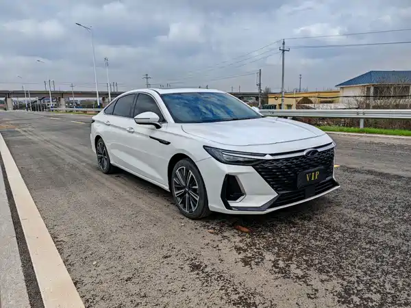 Chery Arrizo 8 2025