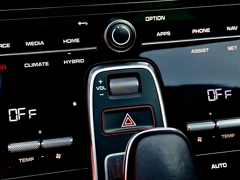 Porsche Panamera Hybrid 2022 — фото 14