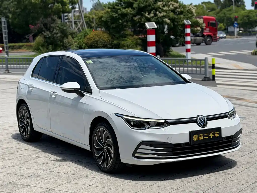 Volkswagen Golf 2022