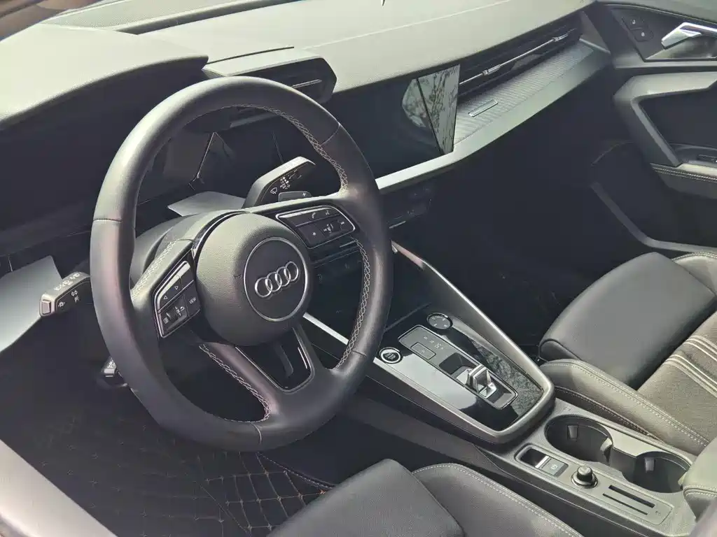 Audi A3 2022 — фото 8