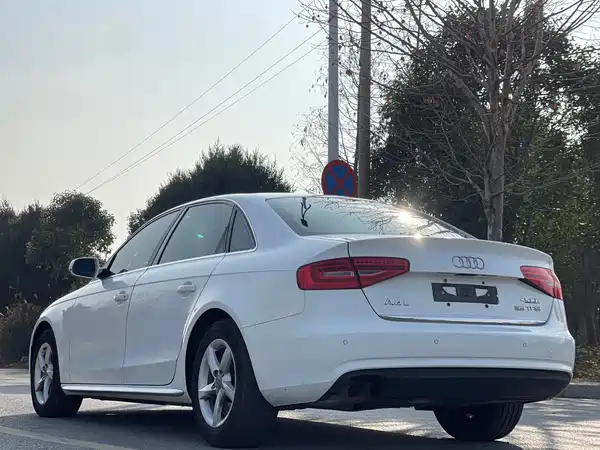 Audi A4L 2013