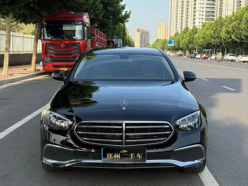 Mercedes-Benz E-Class 2021