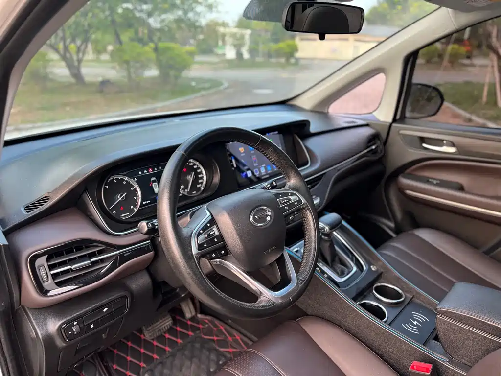 GAC Motor Trumpchi M6 2019 — фото 7