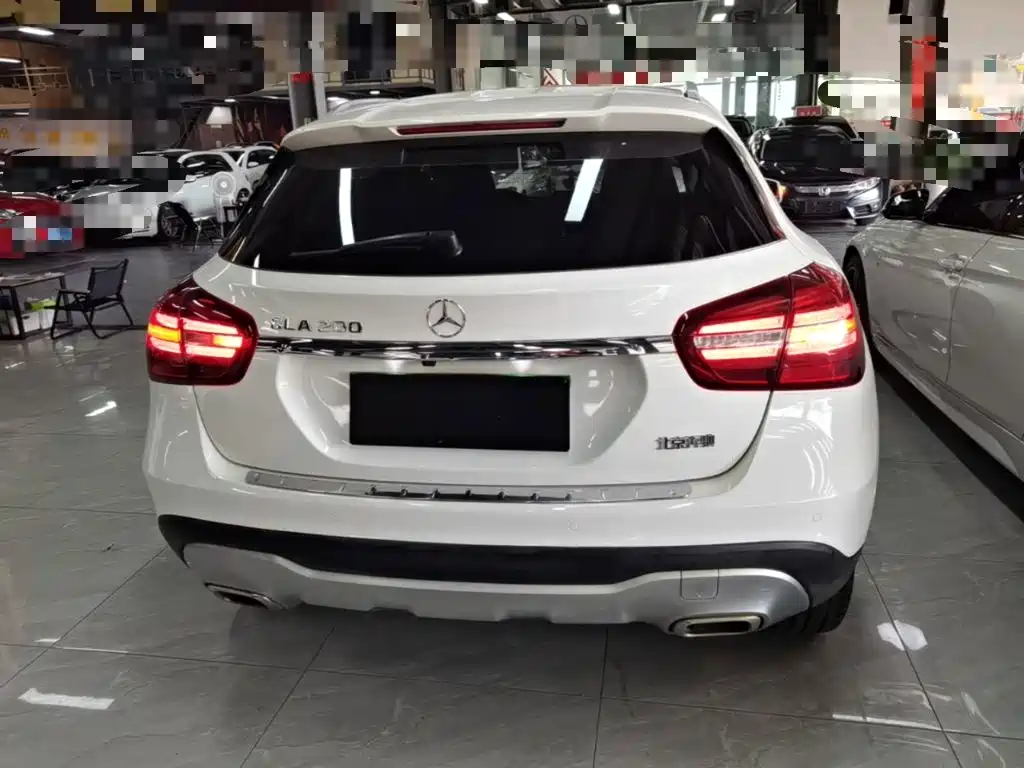 Mercedes-Benz GLA 2018 — фото 6