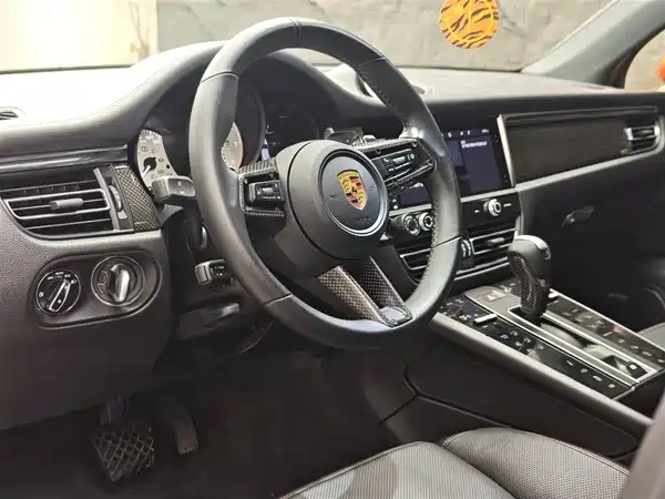 Porsche Macan 2023
