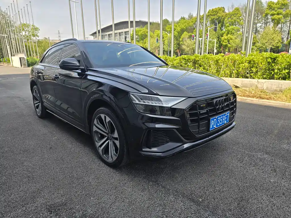 Audi Q8 2021 — фото 3