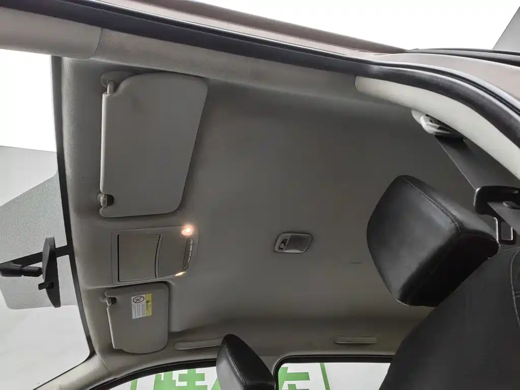 Nissan Navarre 2017 — фото 14