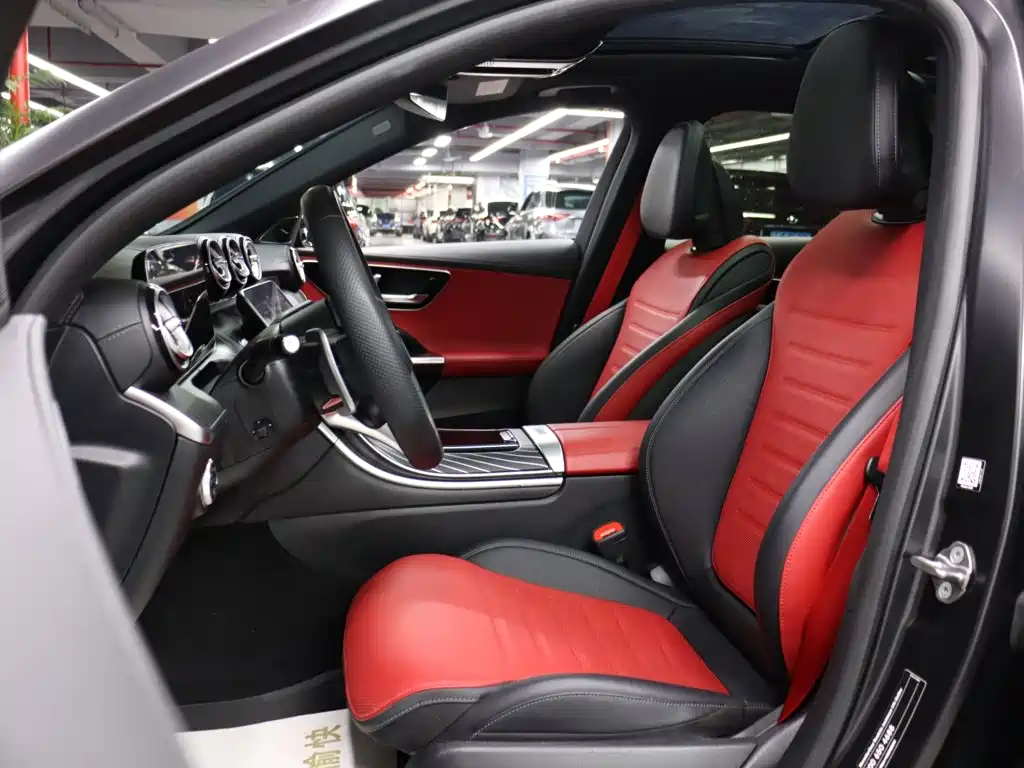 Mercedes-Benz C-Class AMG 2024 — фото 11
