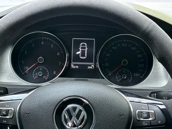 Volkswagen Golf 2016