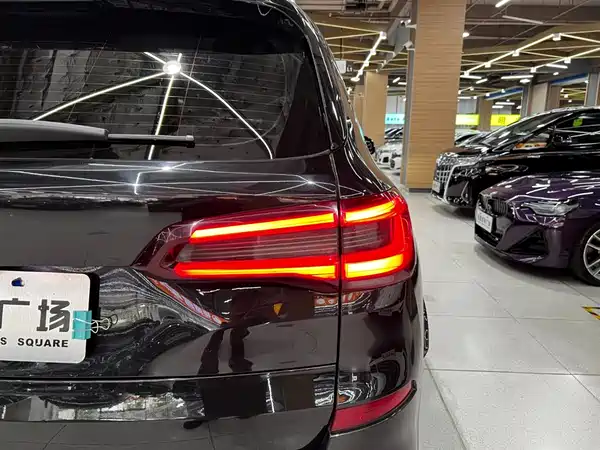 BMW X5 2022