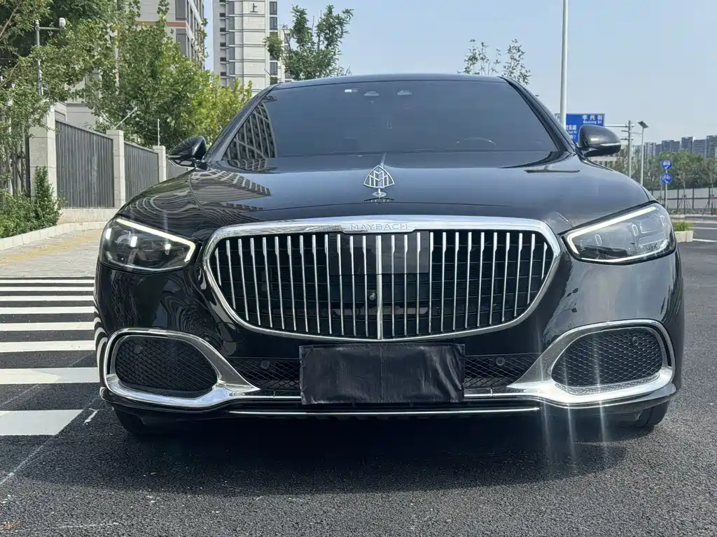 Mercedes-Benz Maybach S-Class 2022 — фото 2