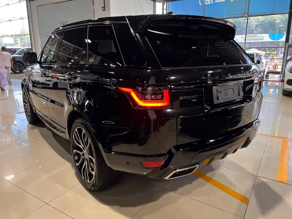 Land Rover Range Rover Sport 2022 — фото 19