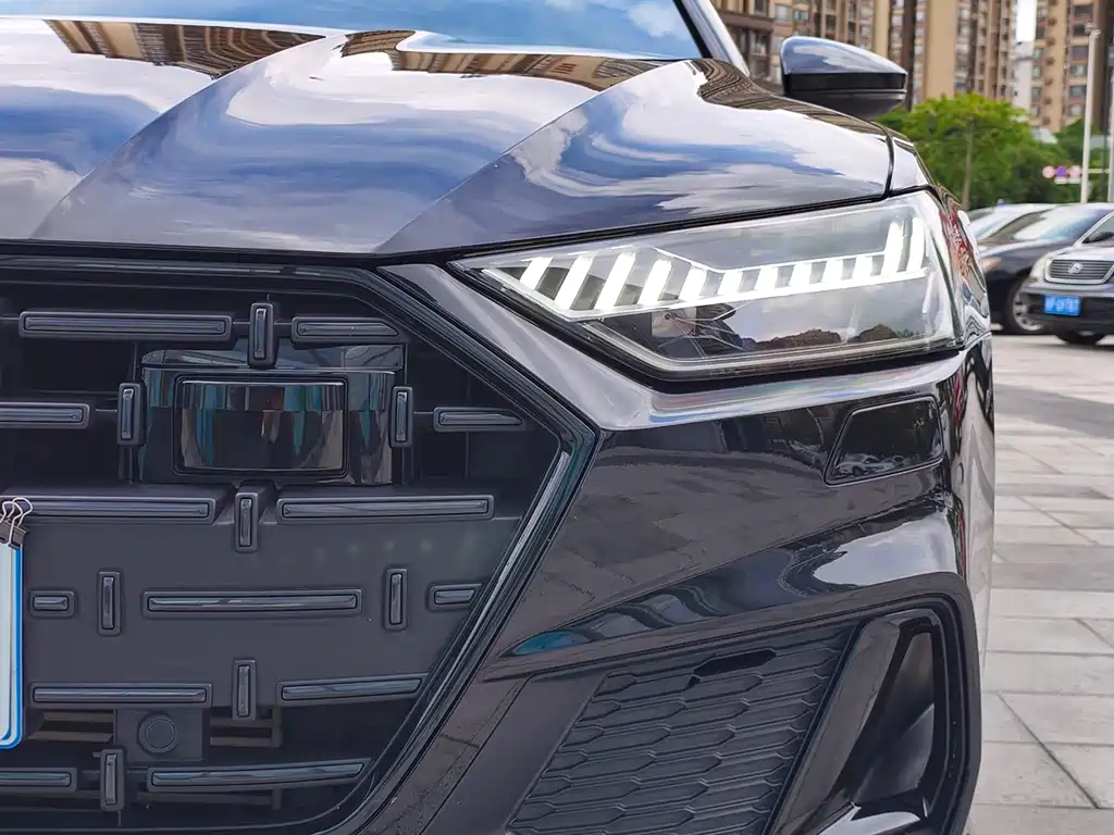 Audi A7L 2023 — фото 9